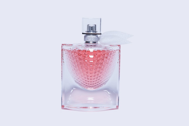 بهترین عطر زنانه لا ویه است بله