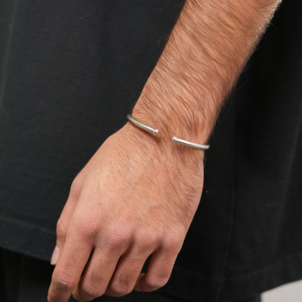 بنگل نقره مینیمال مردانه