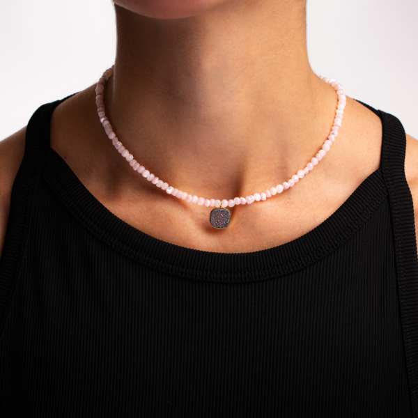 گردنبند طلا سنگی مربع هفت رنگ