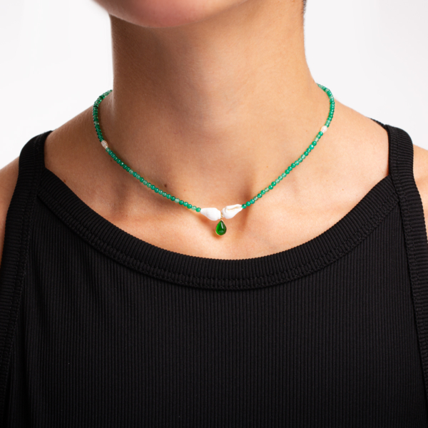 گردنبند طلا سنگی اشک سبز زمردی