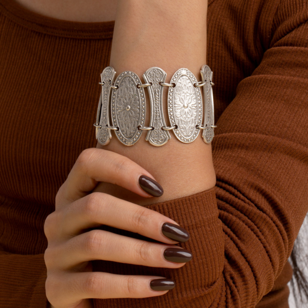 دستبند برنج اطلس( الهه قدرت )