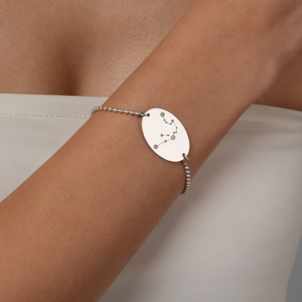 دستبند نقره با پلاک ماه بهمن