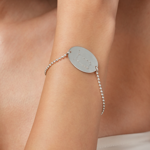 دستبند نقره با پلاک ماه خرداد