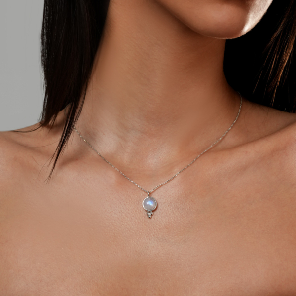 گردنبند نقره زنانه مون استون