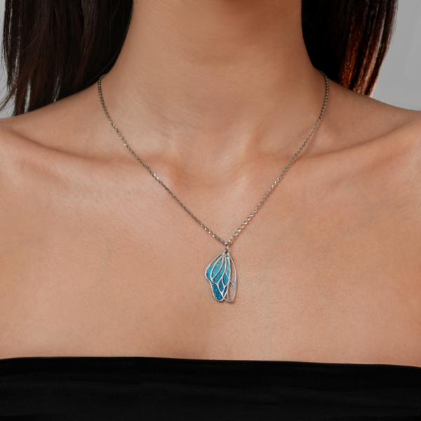 آویز نقره پروانه مینا آبی