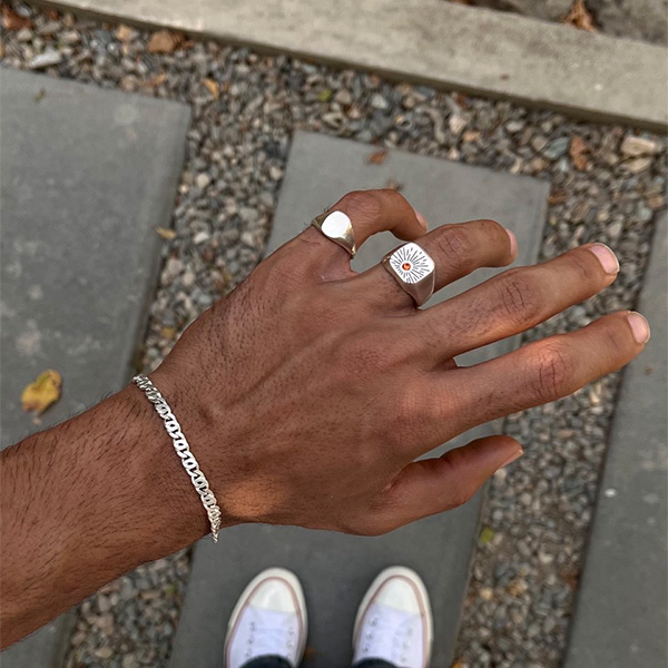 دستبند نقره تی