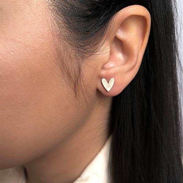 گوشواره نقره میخی قلب