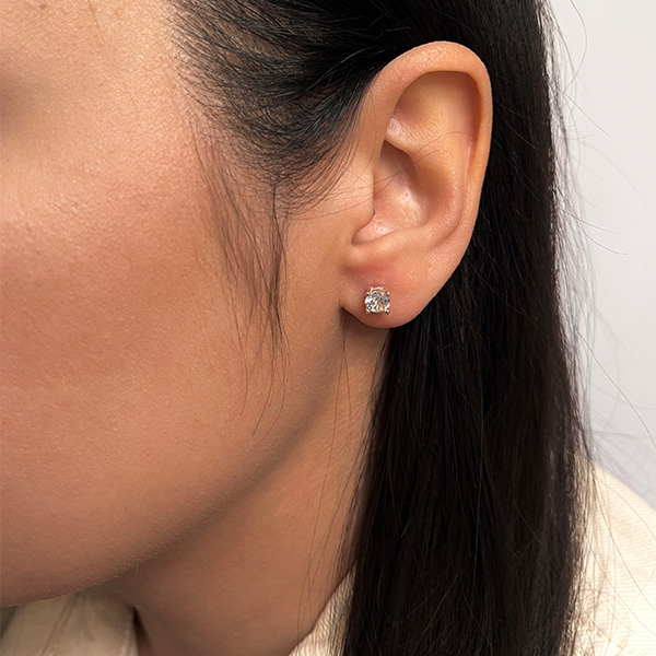 گوشواره نقره میخی تک نگین