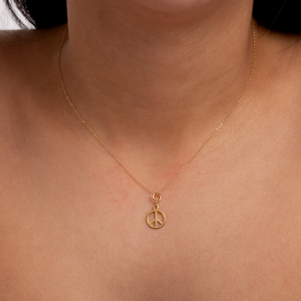 آویز طلا صلح