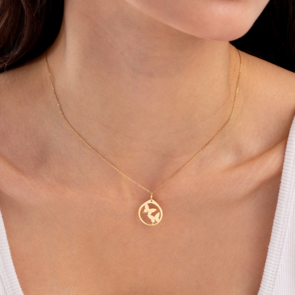 آویز طلا پروانه