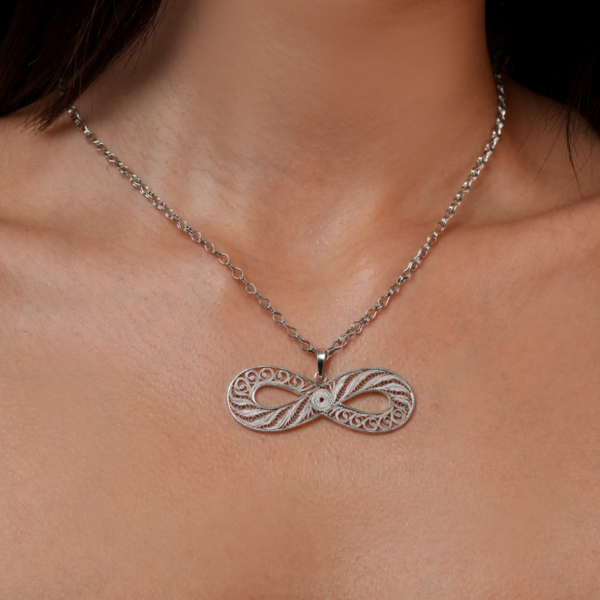 آویز نقره بینهایت