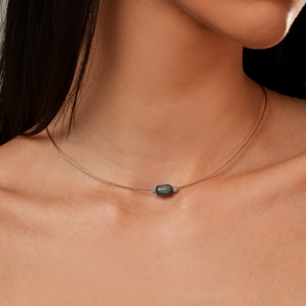 گردنبند-طوق طلا با سنگ طلا