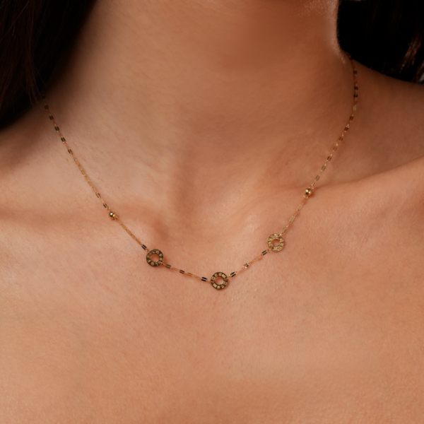 گردنبند طلا لاو