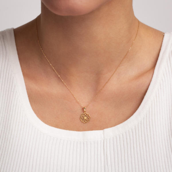 آویز طلا گل دایره ای