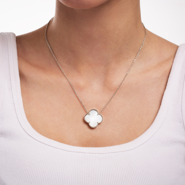 گردنبند نقره ونکلیف سفید