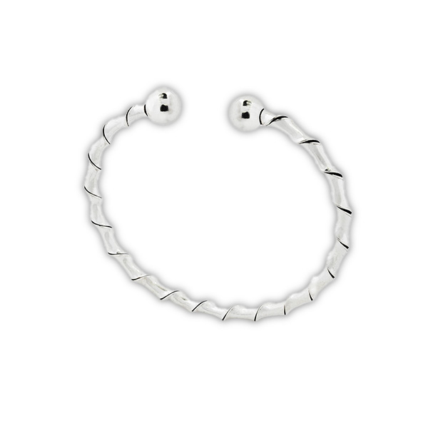 بنگل نقره تابیده