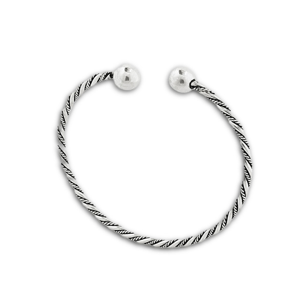 بنگل نقره تنیده