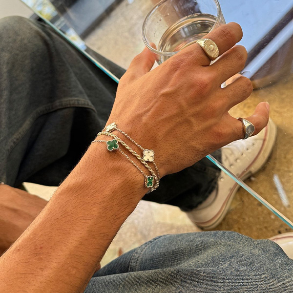 دستبند نقره ونکلیف سفید