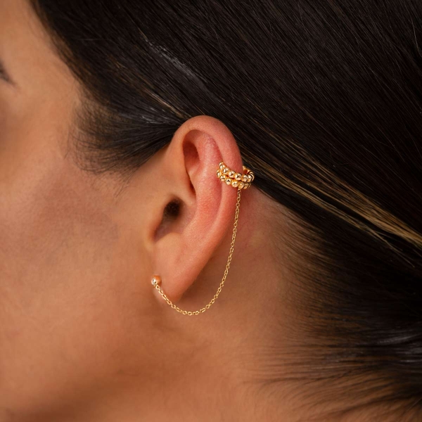 ایر کاف ''ear cuff