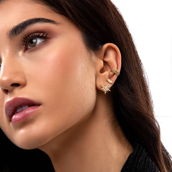 ایر کاف ''ear cuff